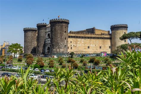 historic centre of naples|5 things to do in the historic centre of Naples.